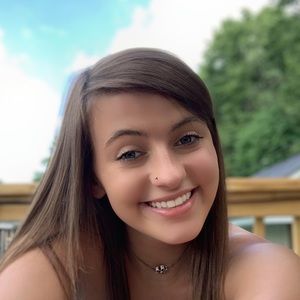 Meet your Posher, Lexy